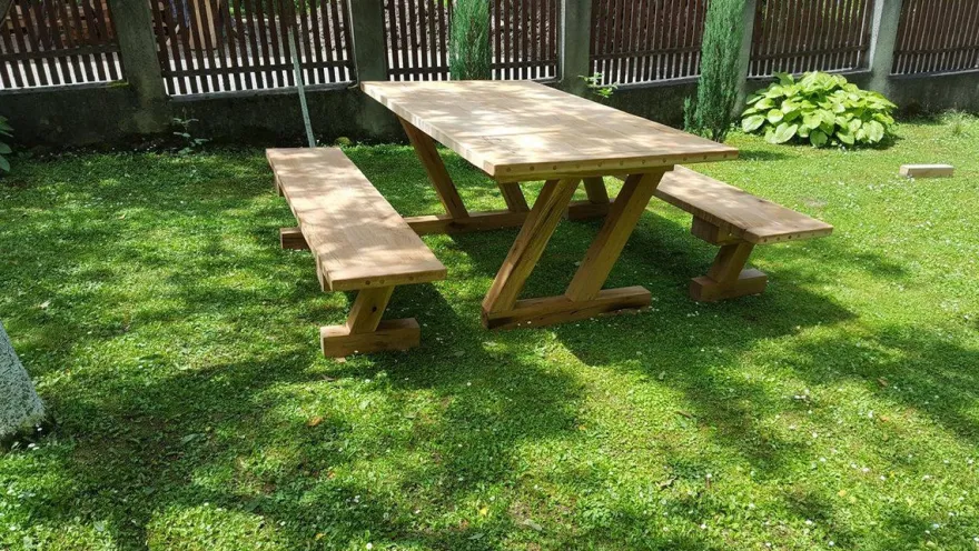 Casa Padrino Gartenmöbel Set Rustikal - Tisch + 2 Garten Bänke (Länge: 200 cm) - Eiche Massivholz - Modell Z