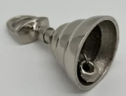 Casa Padrino Handglocke Messing vernickelt Horsebit Ø 5.5 x H. 12.5 cm - Tischglocke - Service Glocke - Gastronomie Glocke - Hotel Glocke - Hotel & Gastronomie Deko Accessoires
