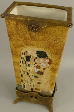 Casa Padrino Jugendstil Deko Vase Mehrfarbig / Messing 15 x 10 x H. 34 cm - Porzellan Blumenvase - Barock & Jugendstil Deko Accessoires