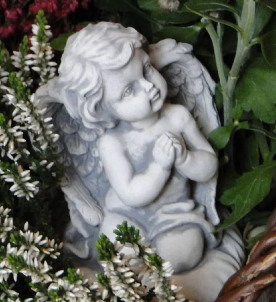 Casa Padrino Jugendstil Deko Skulptur Engel Grau H. 12 cm - Elegante Deko Stein Figur - Wohnzimmer Deko - Garten Deko - Barock & Jugendstil Deko Accessoires
