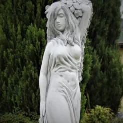 Casa Padrino Jugendstil Garten Deko Skulptur Dame Grau 40 x 40 x H. 140 cm - Elegante Garten Deko Stein Figur - Barock & Jugendstil Garten Deko Accessoires