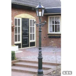 Casa Padrino Jugendstil Gartenlaterne 42 x 29 x H. 225 cm - Verschiedene Farben - Nostalgische Wetterfeste Außenleuchte