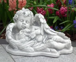 Casa Padrino Jugendstil Garten Deko Skulptur Engel Grau 46 x 25 x H. 27 cm - Elegante Garten Deko Stein Figur - Barock & Jugendstil Garten Deko Accessoires