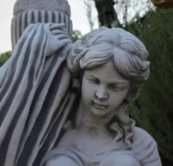 Casa Padrino Jugendstil Garten Deko Skulptur Frau mit Vase Grau H. 185 cm - Elegante Garten Deko Stein Figur - Barock & Jugendstil Garten Deko Accessoires