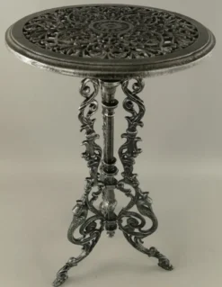 Casa Padrino Jugendstil Garten Beistelltisch Antik Grau / Schwarz Ø 36 x H. 70 cm - Runder Garten Metall Tisch - Runder Blumentisch - Barock & Jugendstil Garten Möbel