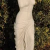 Casa Padrino Jugendstil Garten Deko Skulptur Frau Sandfarben H. 73 cm - Elegante Garten Deko Stein Figur - Barock & Jugendstil Garten Deko Accessoires