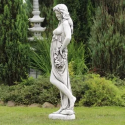 Casa Padrino Jugendstil Garten Deko Skulptur Frau mit Kranz Grau H. 150 cm - Elegante Garten Deko Stein Figur - Barock & Jugendstil Garten Deko Accessoires