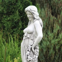 Casa Padrino Jugendstil Garten Deko Skulptur Frau mit Kranz Grau H. 150 cm - Elegante Garten Deko Stein Figur - Barock & Jugendstil Garten Deko Accessoires
