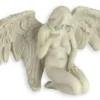 Casa Padrino Kunstharz Dekofigur Engel Creme 37,6 x 13,2 x H. 13,8 cm - Elegante Kunstharz Deko Skulptur - Schreibtisch Deko - Wohnzimmer Deko