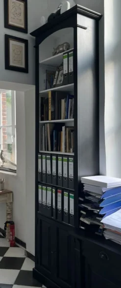 Casa Padrino Landhausstil Bücherschrank Schwarz / Weiß H. 280 cm - Landhausstil Möbel