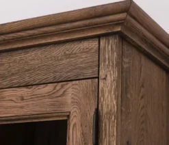 Casa Padrino Landhausstil Esszimmerschrank Dunkelbraun 137 x 50 x H. 197 cm - Massivholz Küchenschrank - Esszimmer Möbel im Landhausstil - Landhausstil Esszimmer Einrichtung