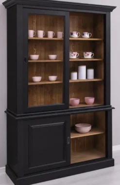 Casa Padrino Landhausstil Esszimmerschrank Schwarz / Braun 141 x 48 x H. 212 cm - Massivholz Schrank mit 4 Schiebetüren - Landhausstil Massivholz Esszimmer Möbel