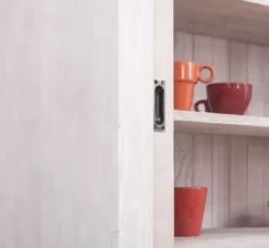Casa Padrino Landhausstil Esszimmerschrank Hellgrau 142 x 48 x H. 225 cm - Massivholz Küchenschrank - Landhausstil Esszimmer Möbel