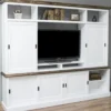 Casa Padrino Landhausstil Fernsehschrank mit 6 Schiebetüren Weiß / Braun 254 x 46 x H. 210 cm - Massivholz TV Schrank - Wohnzimmerschrank - Landhausstil Wohnzimmermöbel