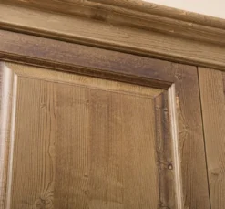 Casa Padrino Landhausstil Kleiderschrank Braun 121 x 59 x H. 197 cm - Massivholz Schlafzimmerschrank mit 2 Türen und 3 Schubladen - Landhausstil Schlafzimmer Möbel