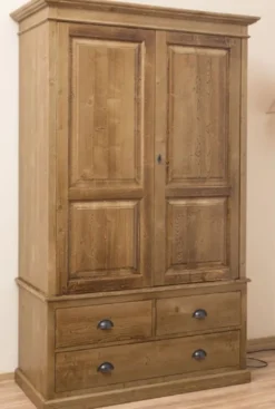 Casa Padrino Landhausstil Kleiderschrank Braun 121 x 59 x H. 197 cm - Massivholz Schlafzimmerschrank mit 2 Türen und 3 Schubladen - Landhausstil Schlafzimmer Möbel