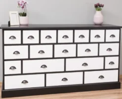 Casa Padrino Landhausstil Kommode Schwarz / Weiß 180 x 48 x H. 95 cm - Massivholz Schrank mit 19 Schubladen - Landhausstil Möbel - Möbel im Landhausstil - Landhausstil Einrichtung