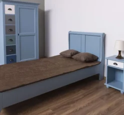 Casa Padrino Landhausstil Massivholz Kinderzimmer Möbel Set Hellblau / Weiß / Mehrfarbig - 1 Einzelbett & 1 Kleiderschrank & 1 Nachttisch - Landhausstil Möbel