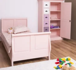 Casa Padrino Landhausstil Massivholz Kinderzimmer Möbel Set Rosa / Weiß / Lila - 1 Einzelbett & 1 Kleiderschrank & 1 Nachttisch - Landhausstil Möbel