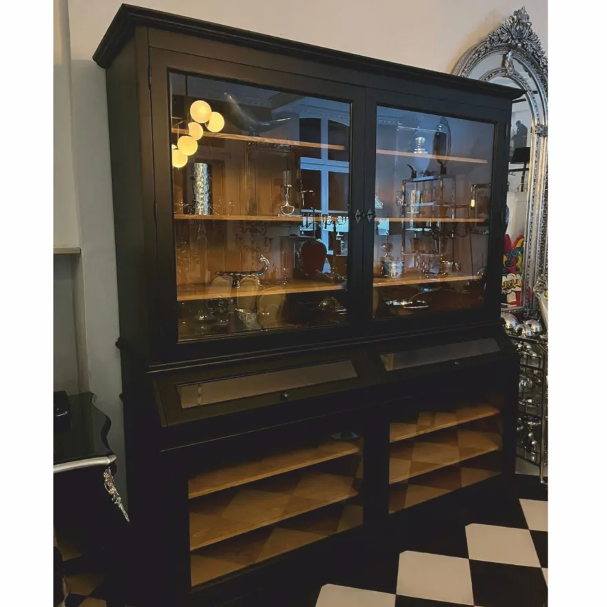 Casa Padrino Landhausstil Vitrine Schwarz / Naturfarben 195 x 70 x H. 223 cm