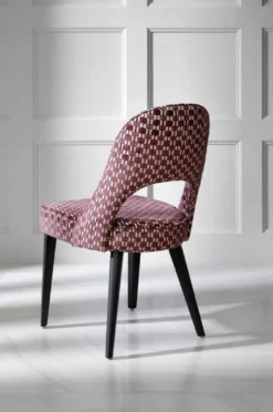 Casa Padrino Luxus Art Deco Esszimmerstuhl 4er Set Rot / Weiß / Schwarz 49 x 61 x H. 89 cm - Elegante Küchenstühle mit Muster - Esszimmer Möbel - Luxus Möbel - Art Deco Möbel - Luxus Einrichtung