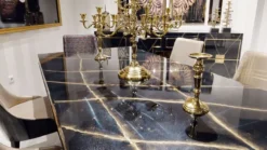 Casa Padrino Luxus Art Deco Esstisch Schwarz / Gold - Handgefertigter Massivholz Küchentisch - Art Deco Esszimmer Möbel