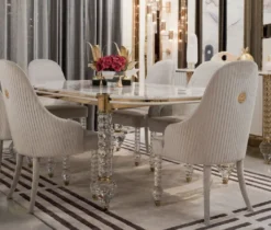 Casa Padrino Luxus Art Deco Esszimmer Set Weiß / Grau / Gold - 1 Art Deco Esstisch mit Kunstmarmor Tischplatte & 6 Art Deco Esszimmerstühle - Art Deco Esszimmer Möbel - Luxus Qualität