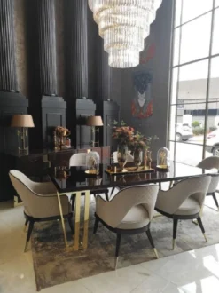 Casa Padrino Luxus Art Deco Esszimmerstuhl 8er Set Beige / Dunkelbraun / Gold 58 x 65 x H. 90 cm - Art Deco Esszimmer & Restaurant Möbel - Luxus Qualität