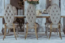 Casa Padrino Luxus Art Deco Esszimmer Set Grau / Weiß / Gold - 1 Art Deco Esstisch mit Kunstmarmor Tischplatte & 8 Art Deco Esszimmerstühle - Prunkvolle Art Deco Esszimmer Möbel - Luxus Qualität