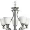 Casa Padrino Luxus Art Deco Kronleuchter Silber / Weiß Ø 61 x H. 62,5 cm - Runder Metall Kronleuchter mit Glas Lampenschirmen - Wohnzimmer Kronleuchter - Art Deco Leuchten - Luxus Leuchten