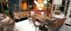 Casa Padrino Luxus Art Deco Möbel Set Mehrfarbig / Braun / Grau / Gold - 1 Luxus Art Deco Sideboard mit 4 Türen & 1 Luxus Art Deco Spiegel - Luxus Art Deco Möbel