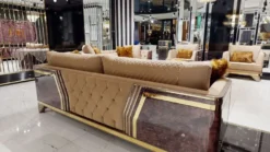 Casa Padrino Luxus Art Deco Wohnzimmer Set Beige / Lila / Grau / Gold - 2 Sofas & 2 Sessel & 1 Couchtisch - Luxus Art Deco Wohnzimmer & Hotel Möbel