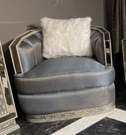 Casa Padrino Luxus Art Deco Wohnzimmer Set Hellblau / Silber / Creme - 2 Art Deco Sofas & 2 Art Deco Sessel & 1 Art Deco Couchtisch - Wohnzimmer Möbel - Art Deco Möbel - Luxus Möbel