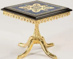 Casa Padrino Luxus Barock Beistelltisch Schwarz / Blau / Gold 53 x 53 x H. 50 cm - Edler Messing Tisch mit Massivholz Tischplatte - Barock Wohnzimmer Möbel