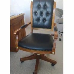 Casa Padrino Luxus Barock Chesterfield Leder Schreibtischstuhl Schwarz / Braun - Höhenverstellbarer Barock Bürostuhl mit hochwertigem Echtleder - Barock Büro Möbel - Luxus Qualität - Made in Italy