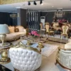 Casa Padrino Luxus Barock Couchtisch Weiß / Braun / Gold - Handgefertigter Massivholz Tisch im Barockstil - Barock Wohnzimmer Möbel - Edel & Prunkvoll