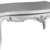 Casa Padrino Luxus Barock Couchtisch Weiß / Silber 125 x 85 x H. 47 cm - Rechteckiger Massivholz Wohnzimmertisch - Prunkvolle Barock Möbel