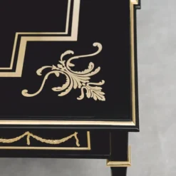 Casa Padrino Luxus Barock Couchtisch mit Glasplatte Schwarz / Gold 127 cm - Made in Italy