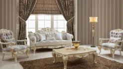 Casa Padrino Luxus Barock Couchtisch Creme / Gold - Prunkvoller Massivholz Wohnzimmertisch im Barockstil - Barockstil Wohnzimmer Möbel - Luxus Möbel im Barockstil - Barock Einrichtung