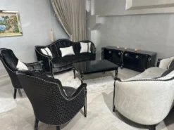 Casa Padrino Luxus Barock Couchtisch Schwarz / Gold 120 cm - Barockstil Möbel