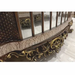Casa Padrino Luxus Barock Couchtisch Beige / Braun / Gold 125 cm - Barockstil Wohnzimmer Möbel