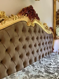 Casa Padrino Luxus Barock Doppelbett mit Matratze Grau / Gold / Braun - Prunkvolles Massivholz Bett - Luxus Schlafzimmer Möbel im Barockstil - Barock Möbel - Edel & Prunkvoll