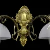 Casa Padrino Luxus Barock Doppel Wandleuchte Gold / Weiß 45 x 25 cm - Barockstil Metall Wandlampe mit Glas Lampenschirmen - Barock Leuchten - Edel & Prunkvoll