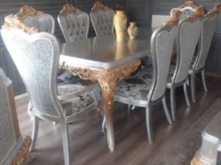 Casa Padrino Luxus Barock Esszimmer Set Blau / Weiß / Silber / Kupfer - 1 Barock Esstisch & 6 Barock Esszimmerstühle - Esszimmer Möbel im Barockstil - Edel & Prunkvoll