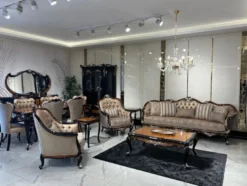 Casa Padrino Luxus Barock Esszimmer Set Gold / Braun / Schwarz / Silber - 1 Barock Esstisch & 6 Barock Esszimmerstühle - Barock Esszimmer Möbel - Edel & Prunkvoll
