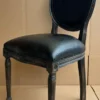 Casa Padrino Luxus Barock Esszimmer Stuhl Schwarz - Handgefertigter Antik Stil Stuhl mit edlem Kunstleder in Kroko Optik - Prunkvolle Esszimmer Möbel im Barockstil