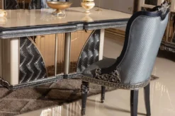 Casa Padrino Luxus Barock Esstisch Beige / Schwarz / Gold - Rechteckiger Barockstil Küchentisch - Luxus Esszimmer Möbel im Barockstil - Barock Esszimmer Möbel - Barock Einrichtung