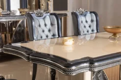 Casa Padrino Luxus Barock Esstisch Beige / Schwarz / Gold - Rechteckiger Barockstil Küchentisch - Luxus Esszimmer Möbel im Barockstil - Barock Esszimmer Möbel - Barock Einrichtung