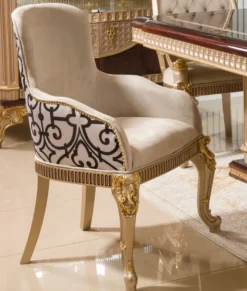 Casa Padrino Luxus Barock Esszimmer Stuhl mit Armlehnen Grau / Weiß / Schwarz / Gold H. 94 cm