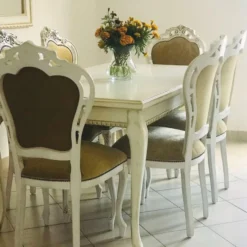 Casa Padrino Luxus Barock Esszimmer Set Gold / Weiß - 1 Barock Esstisch & 6 Barock Stühle